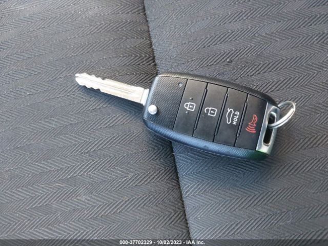 KNAFK4A6XG5567857 KIA FORTE LX