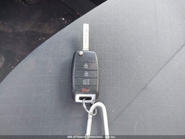 2019 KIA SORENTO 3.3L LX VIN: 5XYPG4A53KG487736