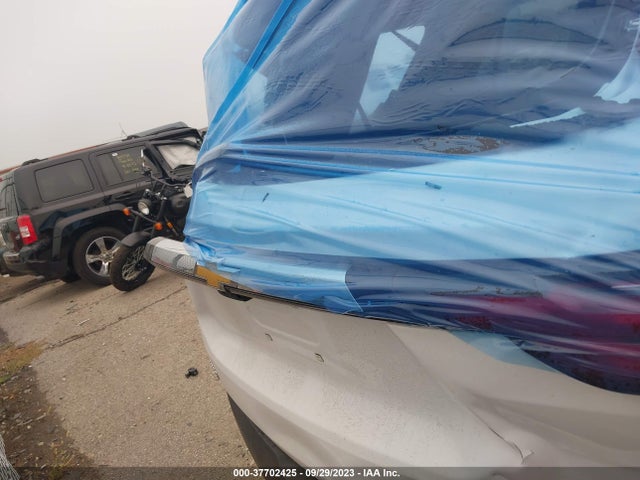 Chevrolet Traverse Lt Cloth 2023 1GNERGKW6PJ220843 Image 16