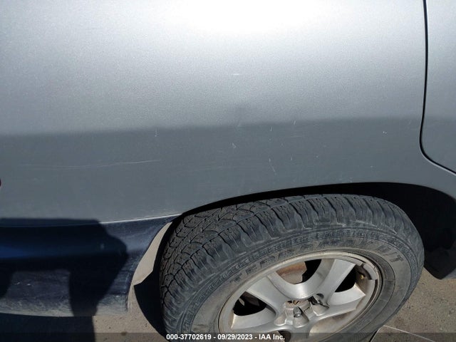 2004 HYUNDAI SANTA FE GLS VIN: KM8SC73D24U687368