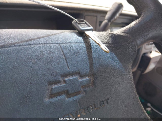 1997 CHEVROLET C/K 1500 SILVERADO FLEETSIDE VIN: 1GCEC14MXVZ215274