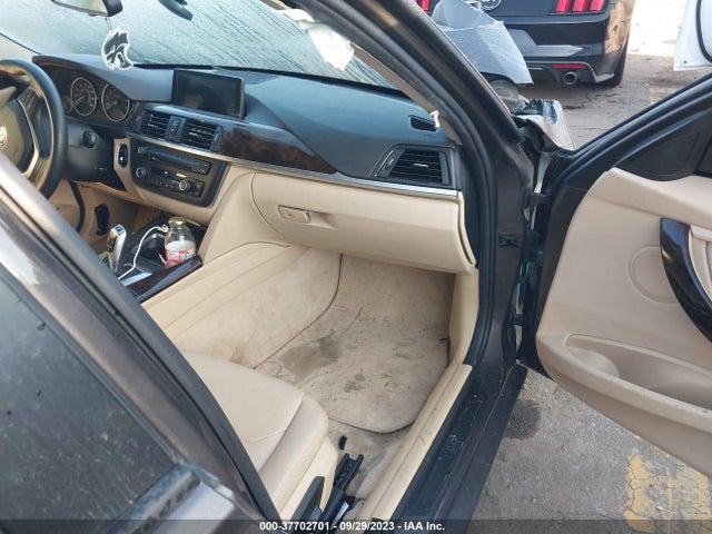 BMW 328i Xdrive 2015 WBA3B3C52FF546303 Image 5