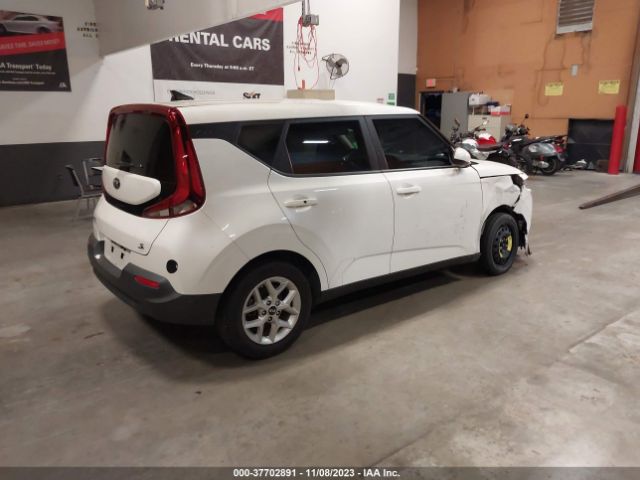 KNDJ23AUXM7762735 KIA SOUL S