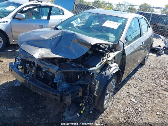 Toyota Corolla Xle 2019 2T1BURHE4KC164197 Image 2