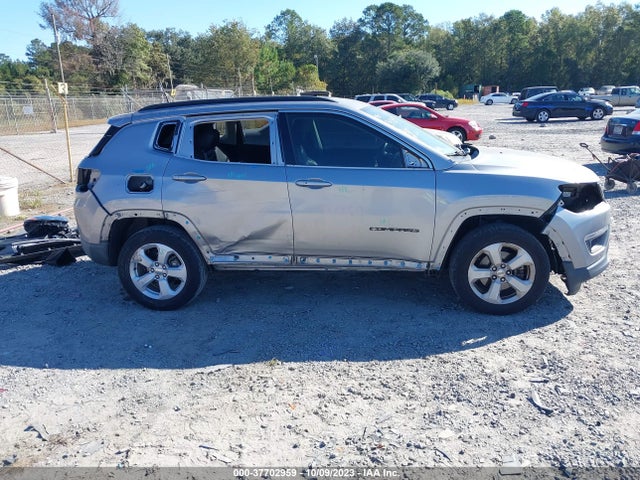2018 JEEP COMPASS LATITUDE VIN: 3C4NJDBB2JT101067