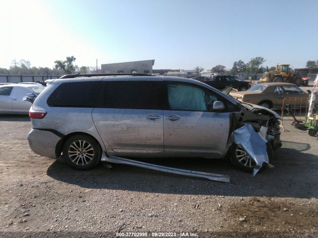 Toyota Sienna Xle Auto Access 2019 5TDYZ3DCXKS976351 Image 12