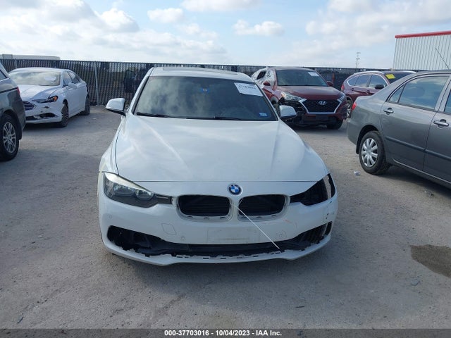 BMW 3 Series 328i 2016 WBA8E9C59GK645306 Image 12