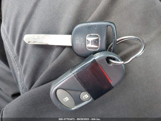 2004 HONDA CIVIC LX VIN: 2HGES16584H517543