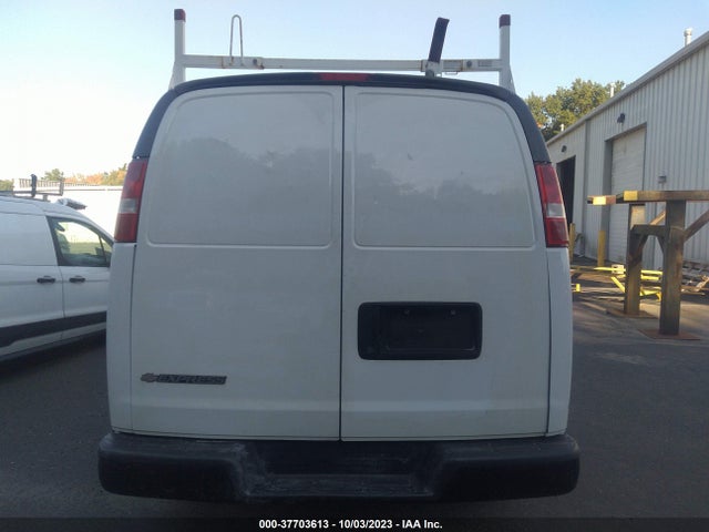 Chevrolet EXPRESS CARGO VAN 2017 1GCWGAFF3H1345309 Image 16