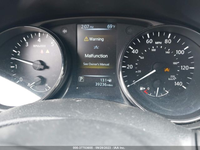 JN8AT2MT6HW407376 Nissan Rogue Sl