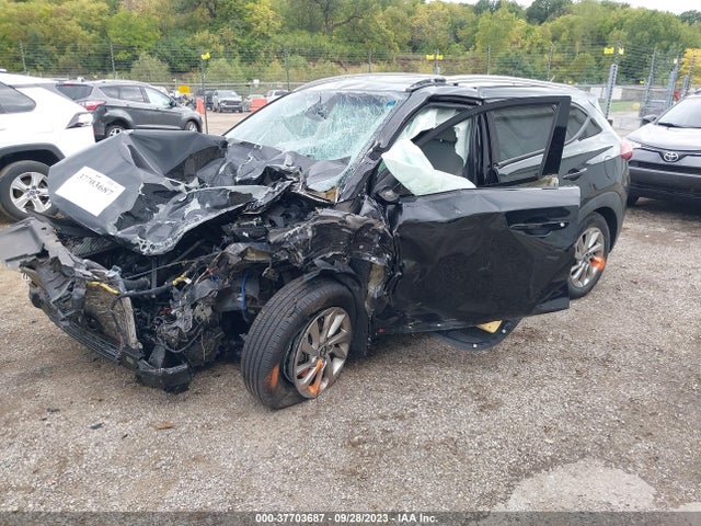 Hyundai TUCSON SE 2017 KM8J33A49HU354856 Image 2