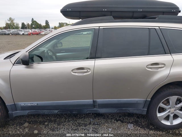 Subaru Outback 2.5i 2014 4S4BRBAC0E3212000 Image 15