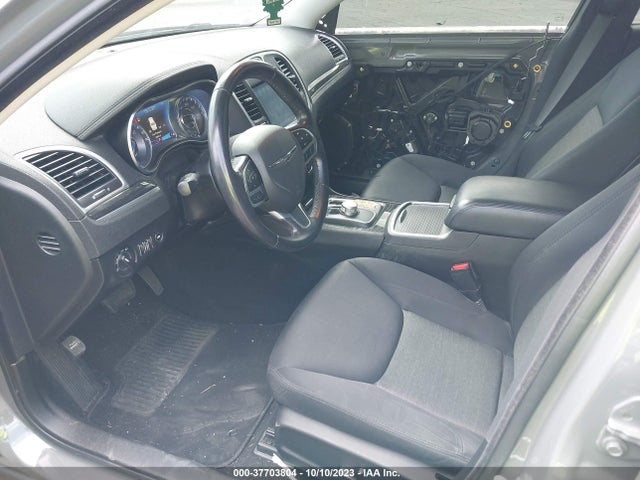 2C3CCAAG4KH610363 Chrysler 300 Touring