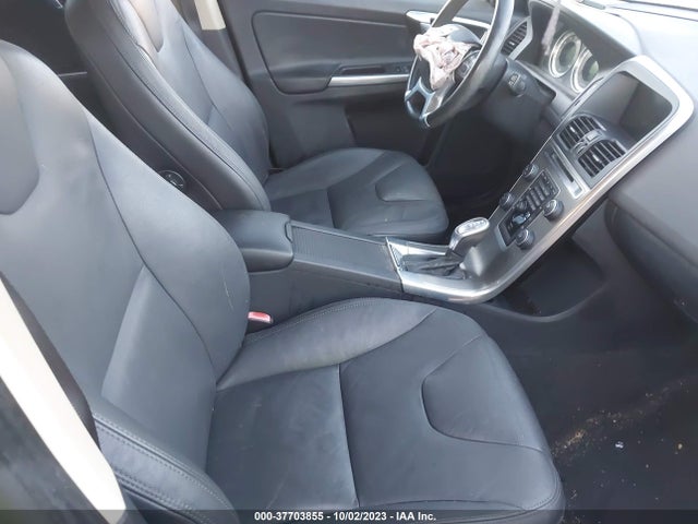 2013 VOLVO XC60 T6 VIN: YV4902DZ5D2406021