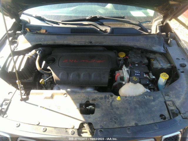 3C4NJCBB8HT629412 Jeep Compass Latitude