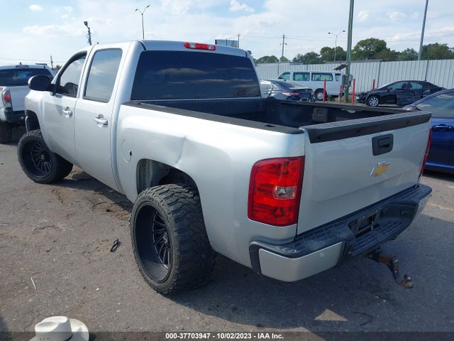 2011 CHEVROLET SILVERADO 1500 LT VIN: 3GCPCSE01BG348320