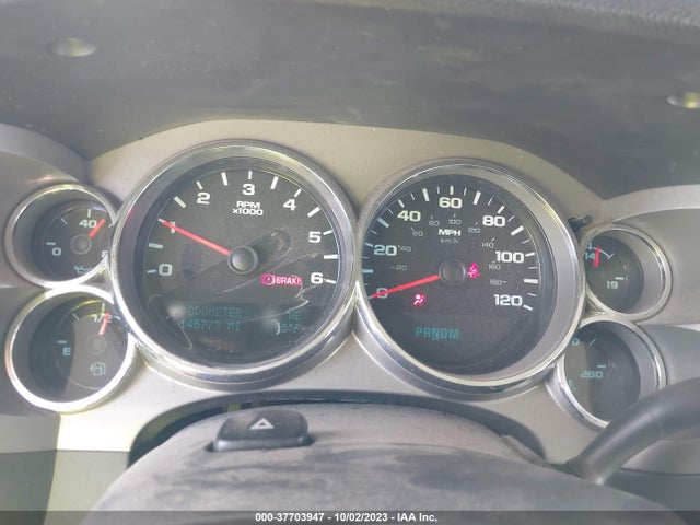 2011 CHEVROLET SILVERADO 1500 LT VIN: 3GCPCSE01BG348320