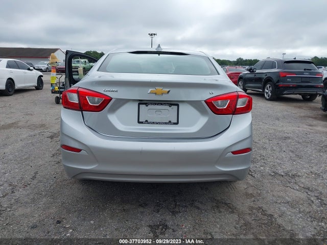 Chevrolet CRUZE LT 2018 1G1BE5SM0J7145838 Image 17