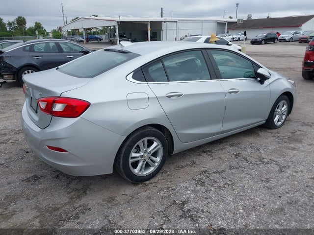 Chevrolet CRUZE LT 2018 1G1BE5SM0J7145838 Image 4