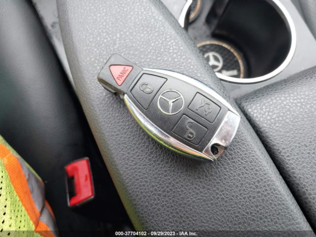 WDDGF8AB6ER312120 Mercedes-Benz C-class C 300