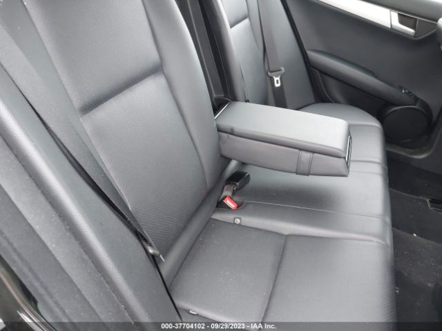 WDDGF8AB6ER312120 Mercedes-Benz C-class C 300