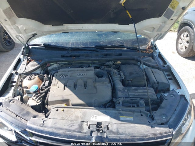3VWLA7AJ2FM261403 Volkswagen Jetta Sedan 2.0l Tdi Sel