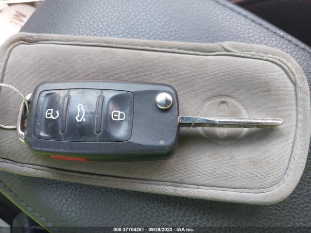 3VWLA7AJ2FM261403 Volkswagen Jetta Sedan 2.0l Tdi Sel