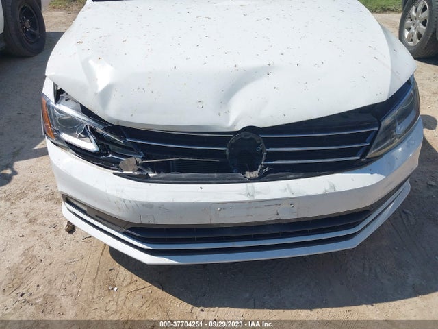 3VWLA7AJ2FM261403 Volkswagen Jetta Sedan 2.0l Tdi Sel