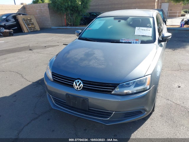 3VWD17AJ4EM314346 Volkswagen Jetta Sedan Se W/connectivity