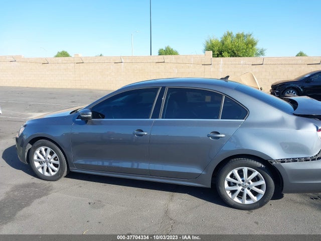 3VWD17AJ4EM314346 Volkswagen Jetta Sedan Se W/connectivity