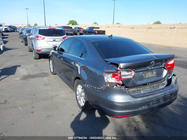 3VWD17AJ4EM314346 Volkswagen Jetta Sedan Se W/connectivity