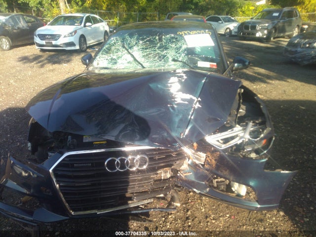 WAUBEGFF0KA109289 Audi A3 45 Premium