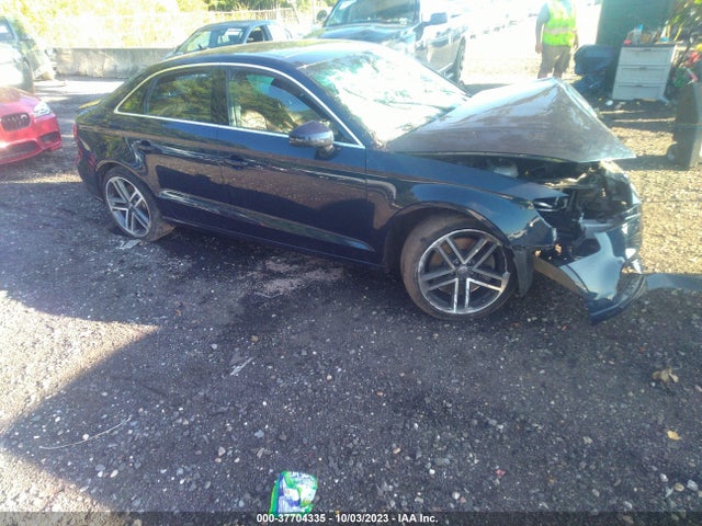 WAUBEGFF0KA109289 Audi A3 45 Premium