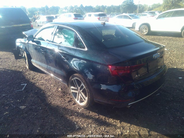 WAUBEGFF0KA109289 Audi A3 45 Premium