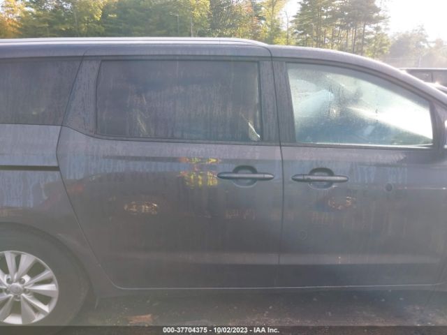 KNDMB5C18H6326683 KIA SEDONA LX