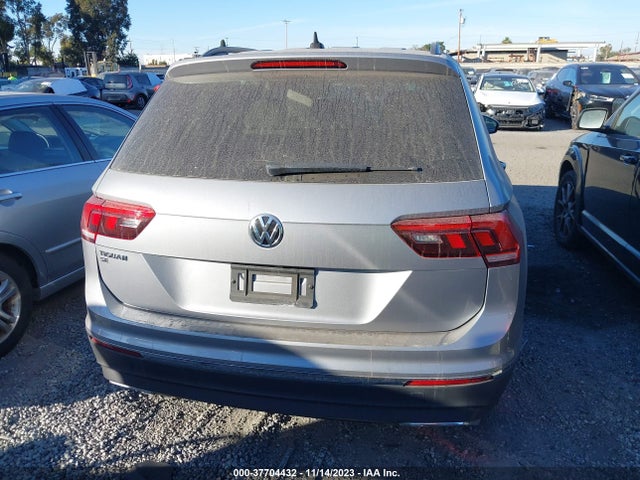 3VV3B7AX4LM014210 Volkswagen TIGUAN SE