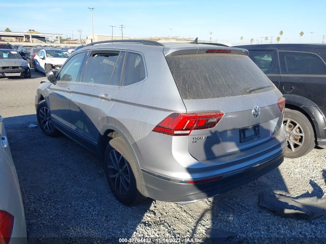 3VV3B7AX4LM014210 Volkswagen TIGUAN SE