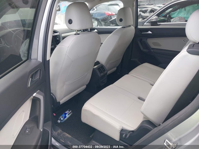 3VV3B7AX4LM014210 Volkswagen TIGUAN SE