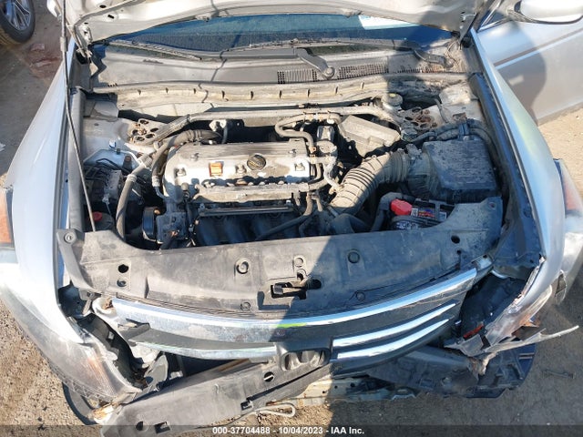 2012 HONDA ACCORD SDN EX-L VIN: 1HGCP2F82CA136051