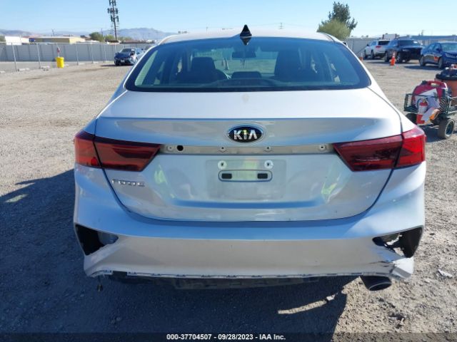 3KPF24AD9LE237045 KIA Forte Lxs