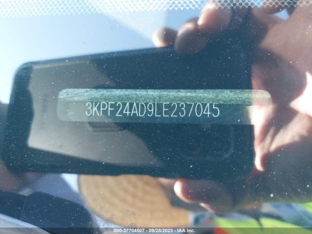 3KPF24AD9LE237045 KIA Forte Lxs