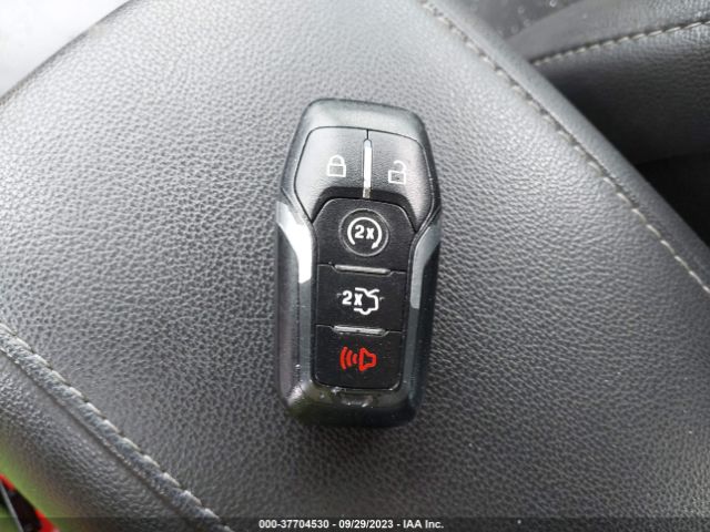 3FA6P0SU7GR275970 Ford Fusion Energi Titanium