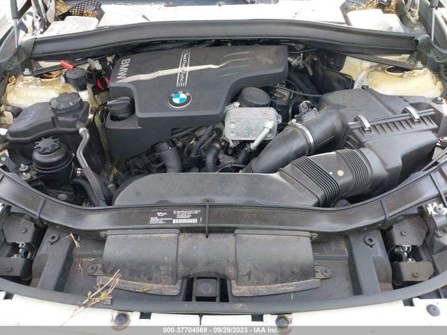 BMW X1 Xdrive28i 2014 WBAVL1C50EVY17695 Image 10