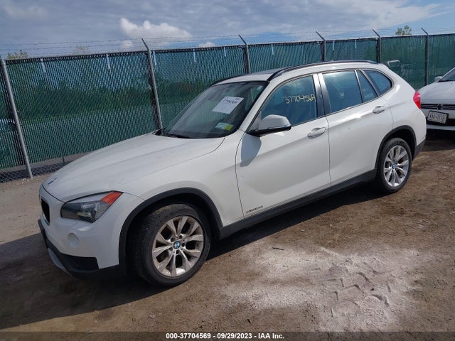 BMW X1 Xdrive28i 2014 WBAVL1C50EVY17695 Image 2