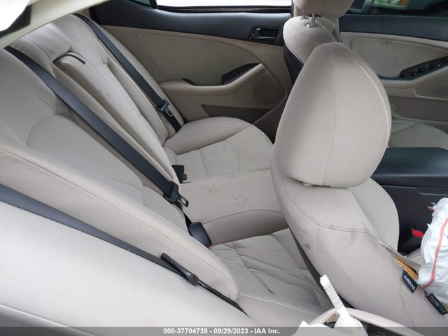 KIA Optima Lx 2014 5XXGM4A74EG338772 Image 8