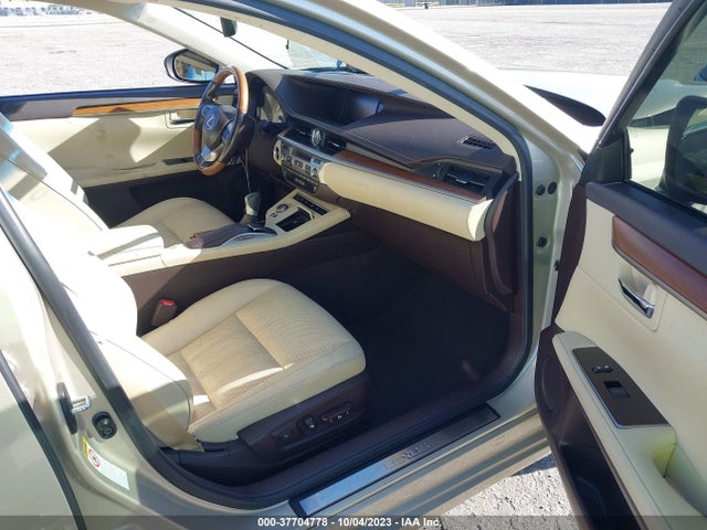 JTHBW1GG1H2135583 Lexus Es Es 300h