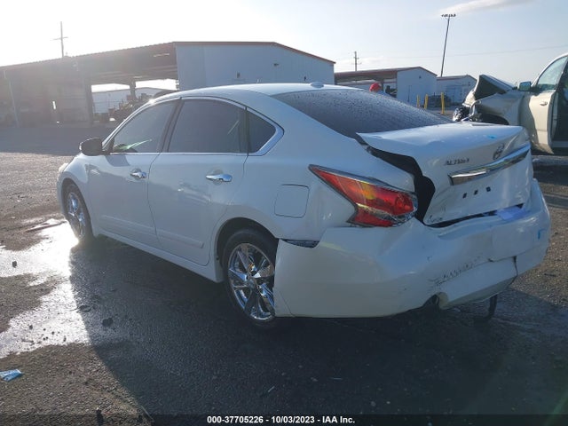 2015 NISSAN ALTIMA 2.5 SV VIN: 1N4AL3AP3FC592029