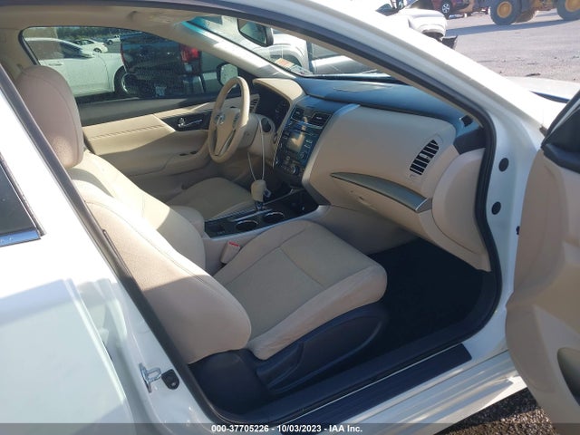 2015 NISSAN ALTIMA 2.5 SV VIN: 1N4AL3AP3FC592029