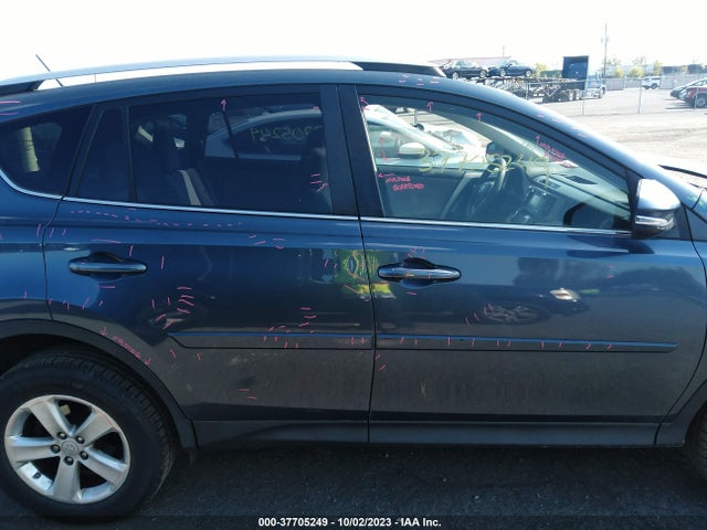 Toyota Rav4 Xle 2014 JTMRFREV4ED072656 Image 13