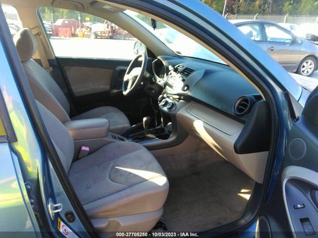 2006 TOYOTA RAV4 JTMBD33V365028912 Photo 4